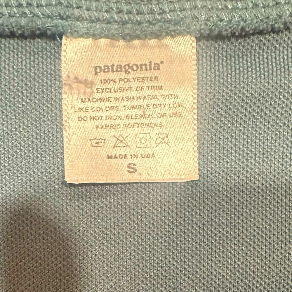 PATAGONIA blue grey 1/2 zip running jacket sz S - Picture 4 of 7